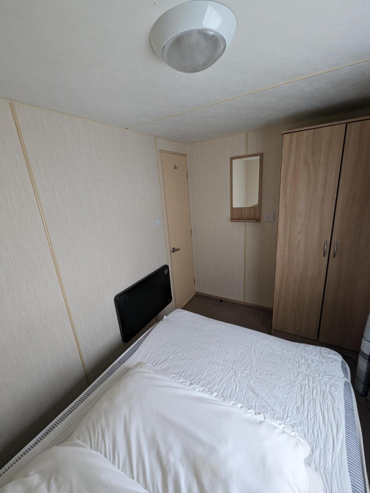 3 Bedroom Caravan, Sleeps 8 Lyons Lido Beach Престатин Екстериор снимка